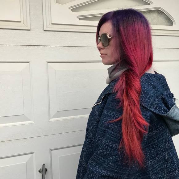 Meet Erin, a NYC pro make up artist and stylist - Picture 4 of 5